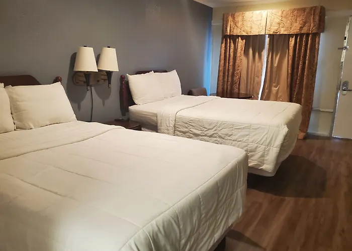 Deerfield Inn & Suites