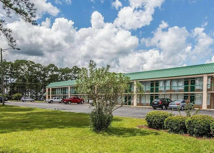 Econo Lodge Douglas