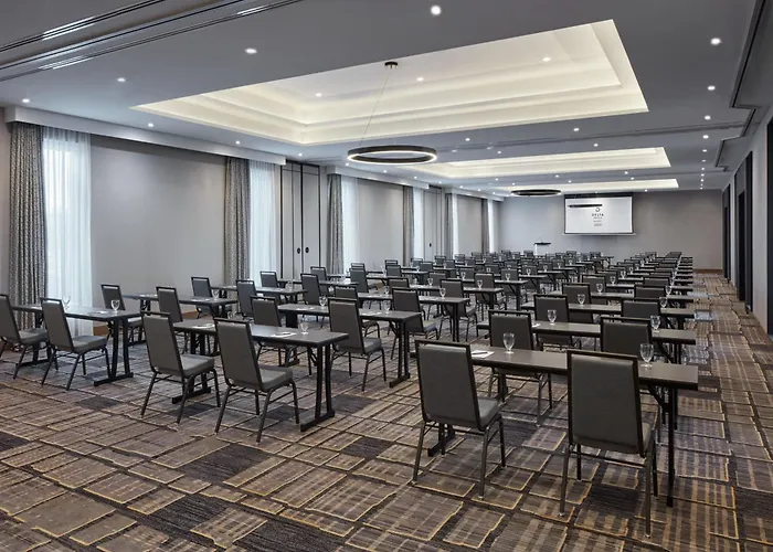 Markham Hotels