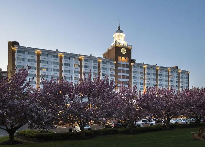 Garden City Hotel