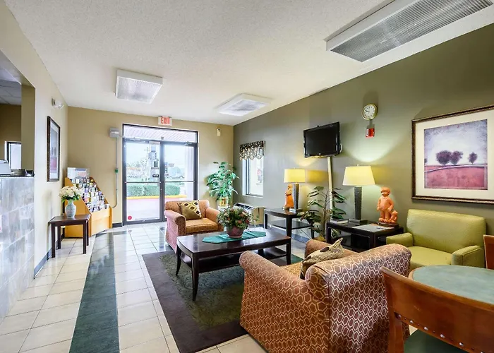 Econo Lodge Athens I-65