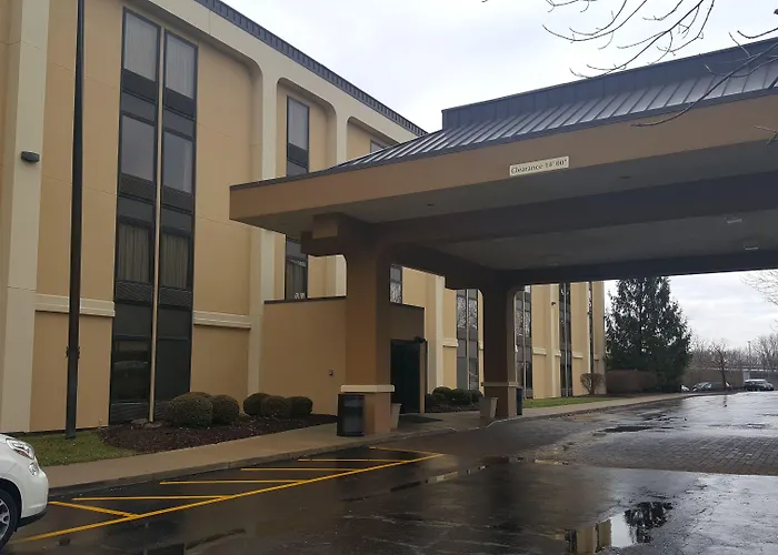 The Hotel At Dayton South Centerville