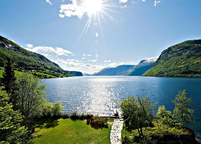 Hotels in Hornindal