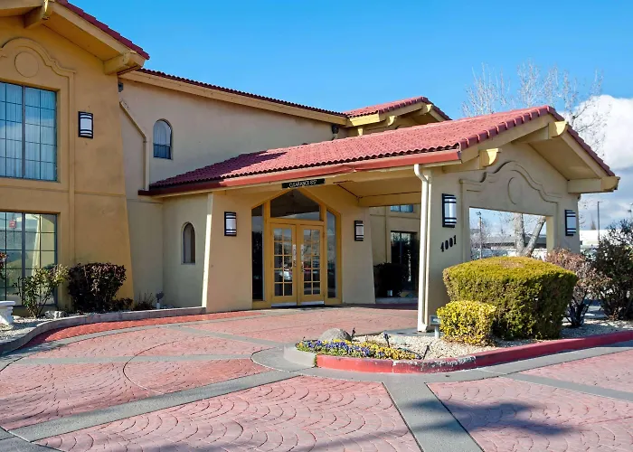 Days Inn By Wyndham Reno