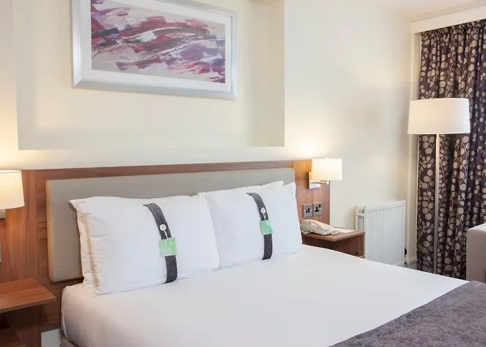 Colchester Hotels