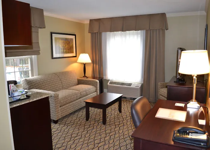 Merrimack Hotels