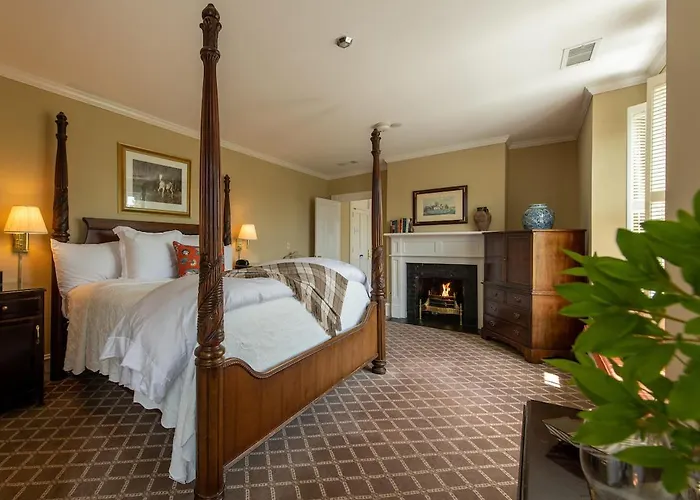 Aiken City Center Hotels