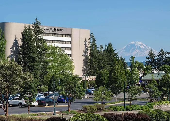 Doubletree Suites By Hilton Seattle Airport/Southcenter