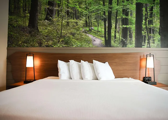 McMinnville Hotels