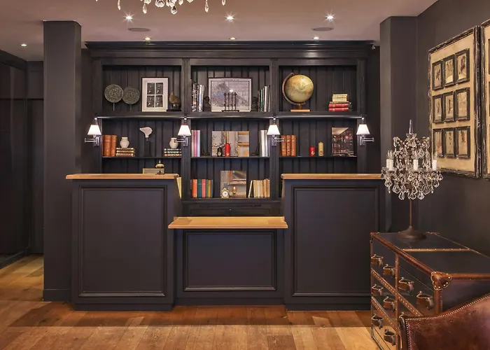New Hotel Roblin