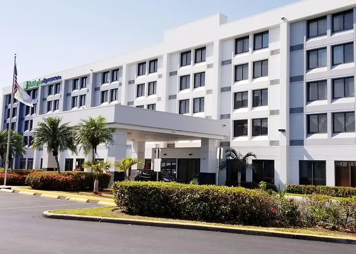 Holiday Inn Express & Suites Miami - Hialeah By Ihg