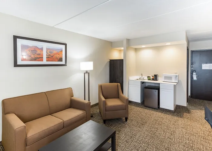 Quality Inn & Suites Plattsburgh