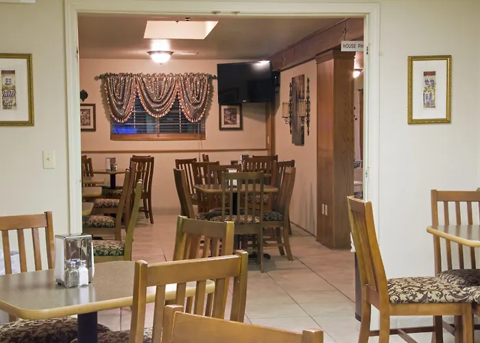 All American Inn & Suites Branson