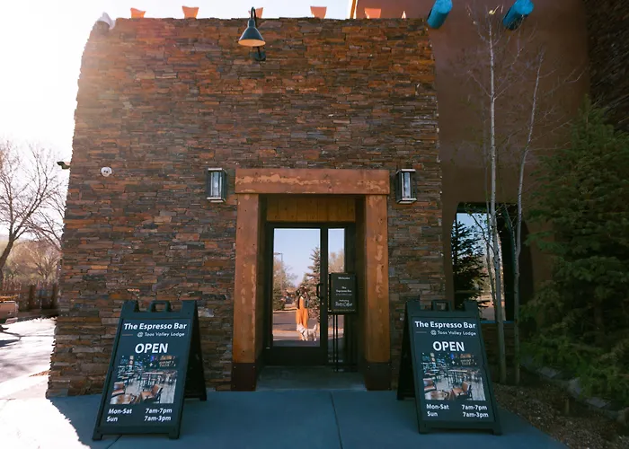 Taos Valley Lodge