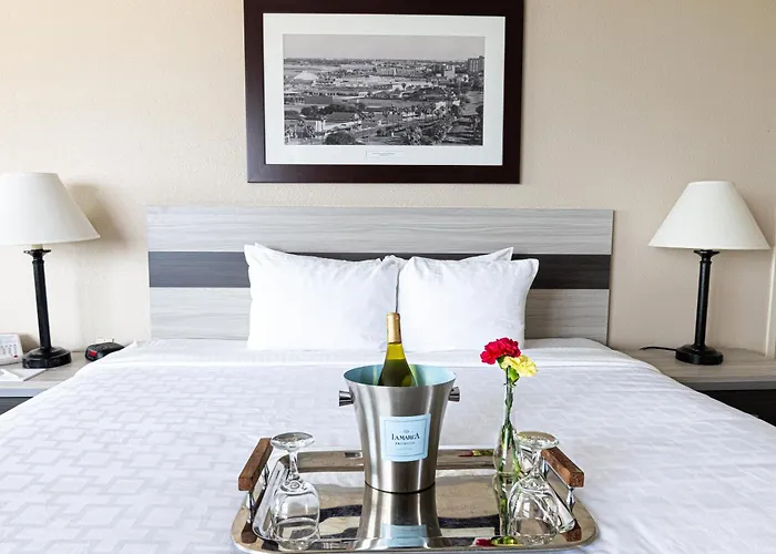 Emerald Beach Hotel Corpus Christi