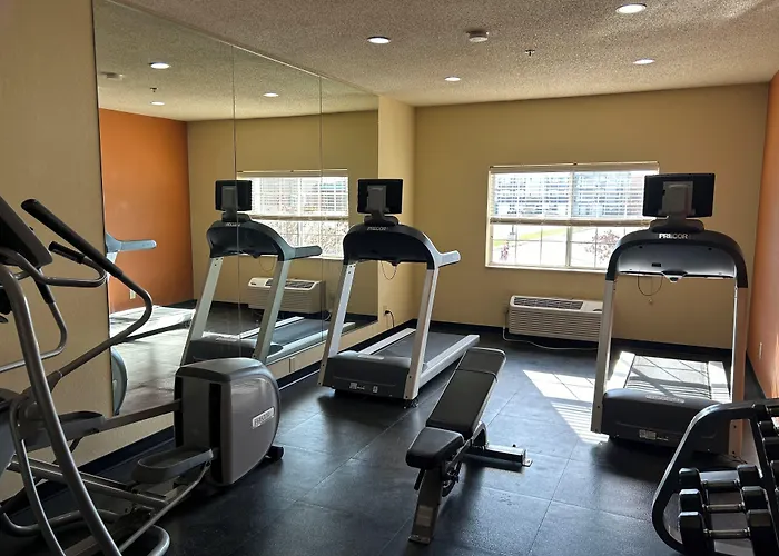 Country Inn & Suites By Radisson, Owatonna, Mn