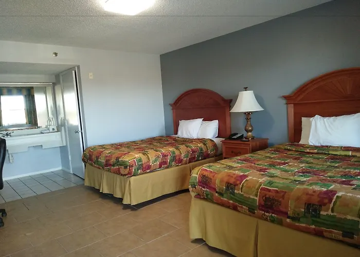 Travelodge By Wyndham Venice Venice Gardens