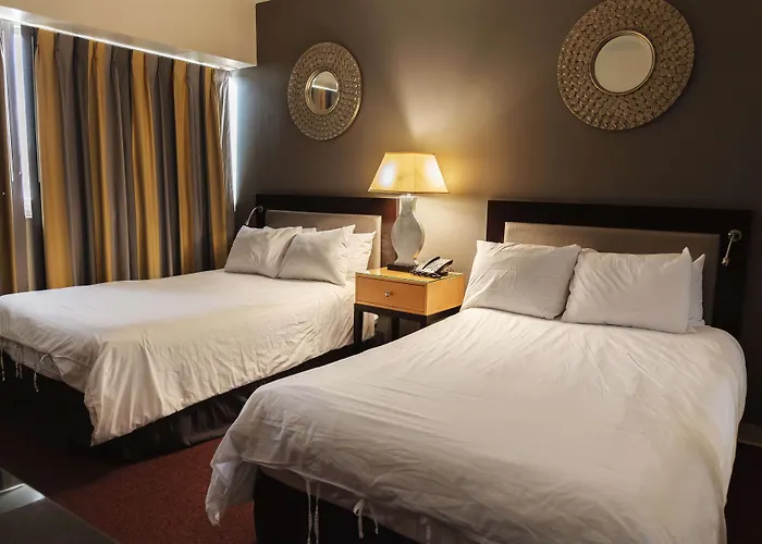 Stamford Suites (Adults Only)
