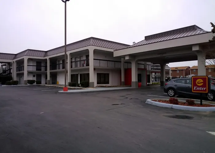 Clarion Inn Cleveland Near University