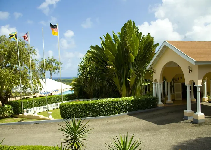 Cardiff Hotel And Spa Runaway Bay