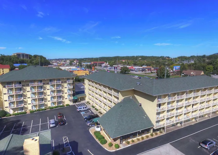 Comfort Inn & Suites At Dollywood Lane Pigeon Forge