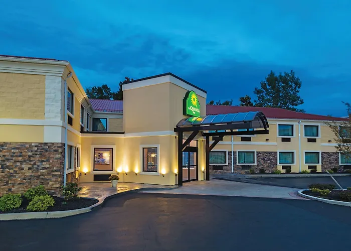 La Quinta Inn By Wyndham Buffalo Airport Williamsville