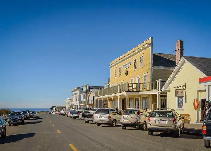 Mendocino Hotels for Romantic Getaway