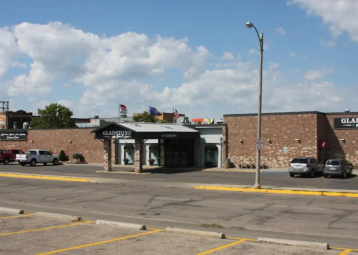 Gladstone Inn And Suites Jamestown