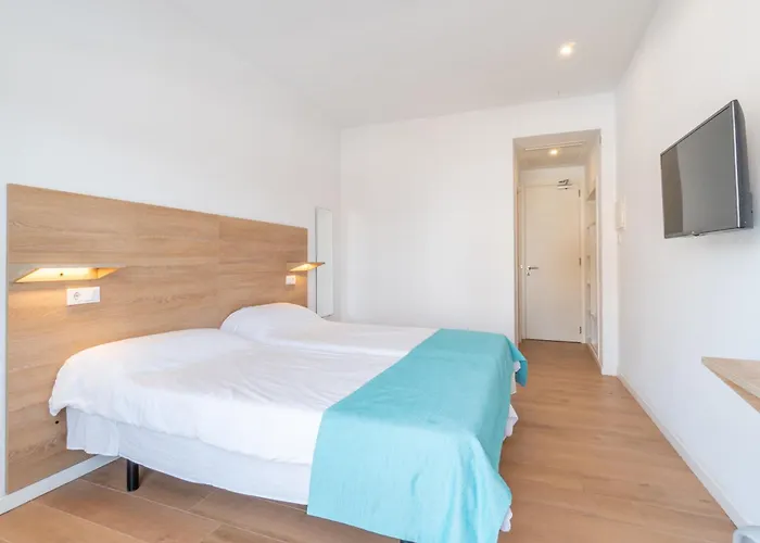 Hostal Alzina