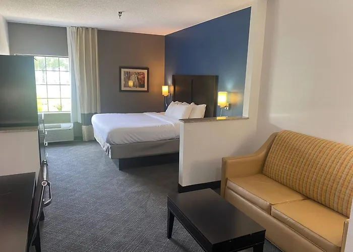 Comfort Inn & Suites Trussville I-59 Exit 141