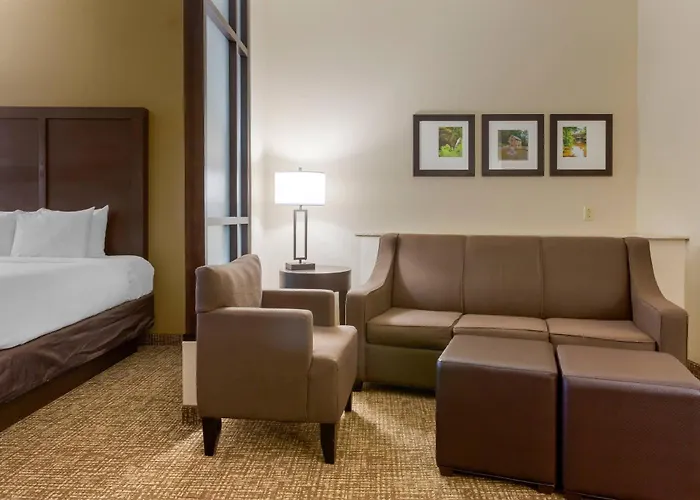 Comfort Suites Little Rock West