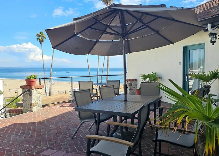 Casablanca Inn On The Beach