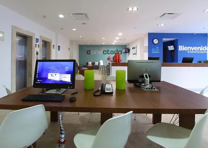 One La Paz Hotel