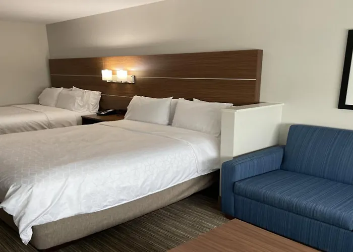 Holiday Inn Express & Suites Brenham South By Ihg