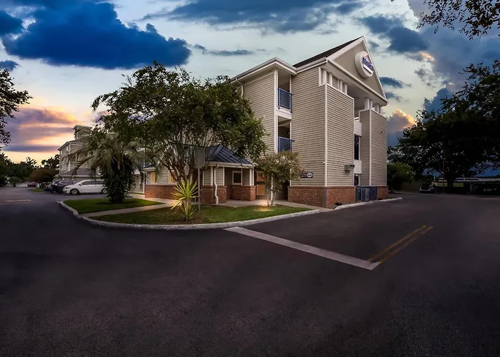Birch Hill Suites - Lakeland