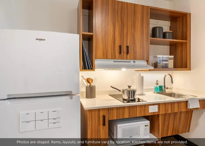 Uptown Suites Extended Stay Tampa Fl - Riverview