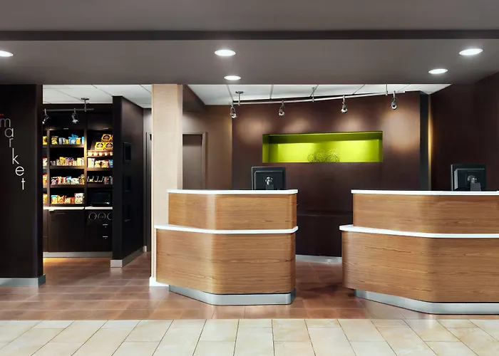 Courtyard By Marriott Tulsa Central