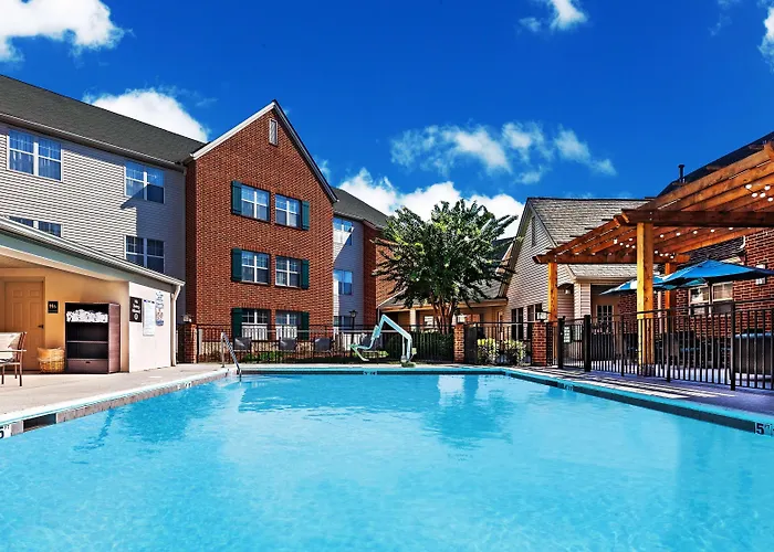 Homewood Suites By Hilton Greensboro