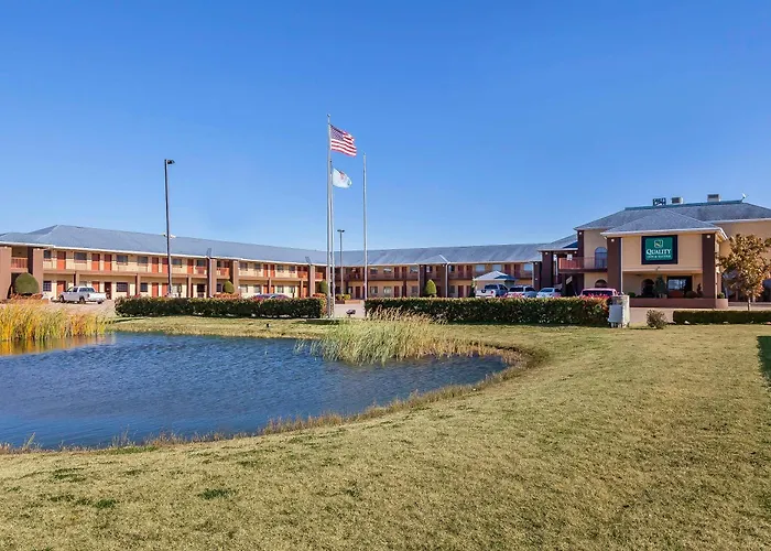 Quality Inn & Suites Owasso Us-169
