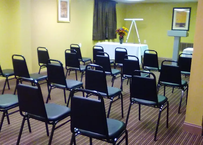Lakewood Hotels