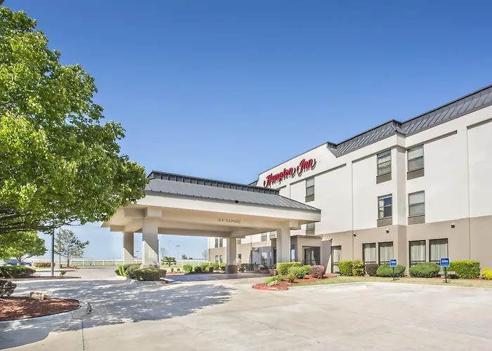 Hampton Inn Shawnee