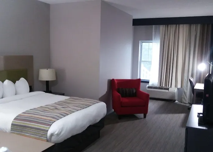 Roanoke Hotels