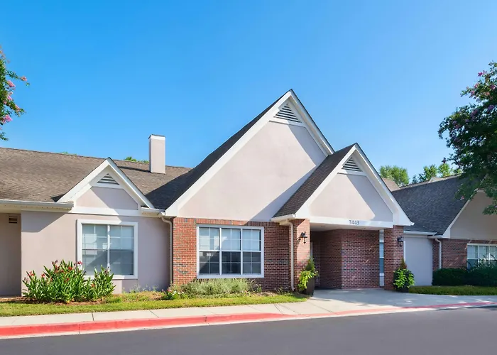 Kennesaw Hotels