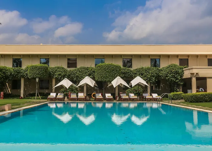 Luxury Hotels in Agra (Uttar Pradesh)
