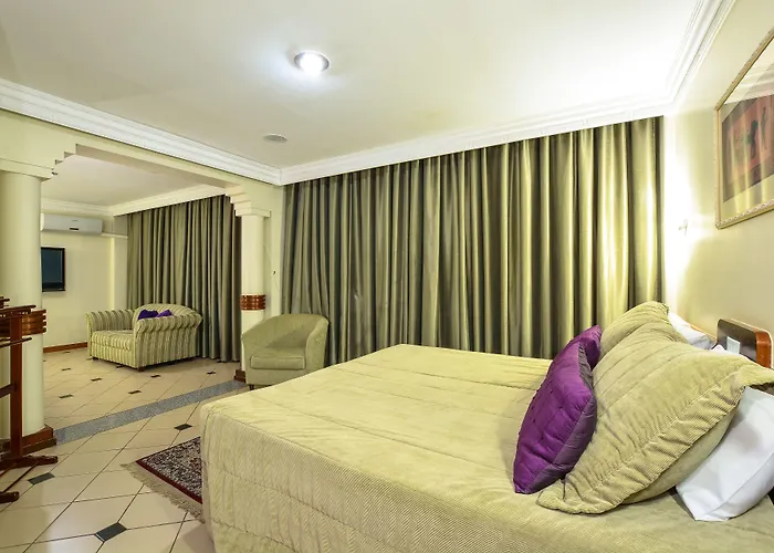 Umuarama Plaza Hotel By Castelo Itaipava Goiânia