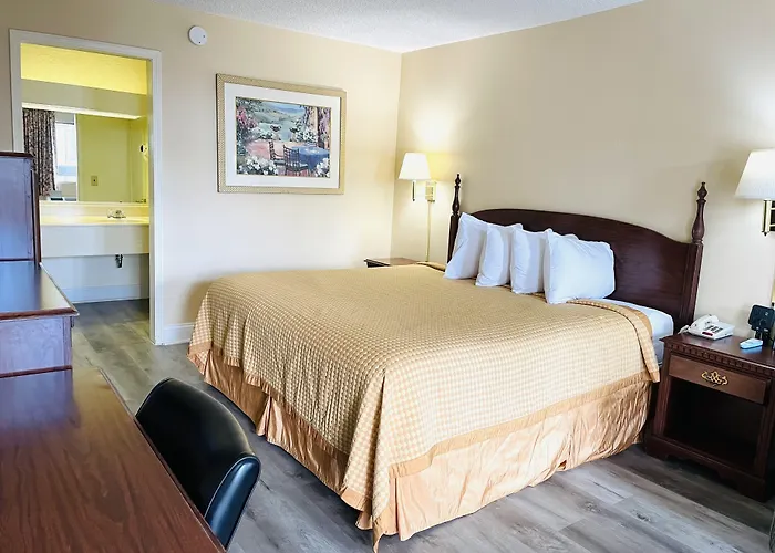 Perry Hotels