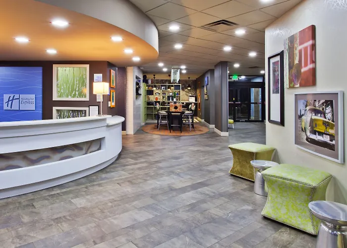 Holiday Inn Express Atlanta Galleria-Ballpark Area By Ihg Smyrna