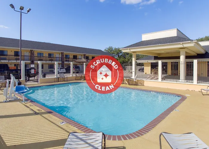 Oyo Hotel Ingleside Tx