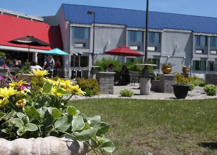 Barkers Island Inn Resort & Conference Center Superior