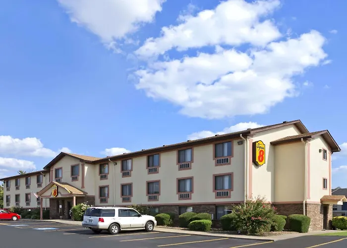 Super 8 By Wyndham Russellville